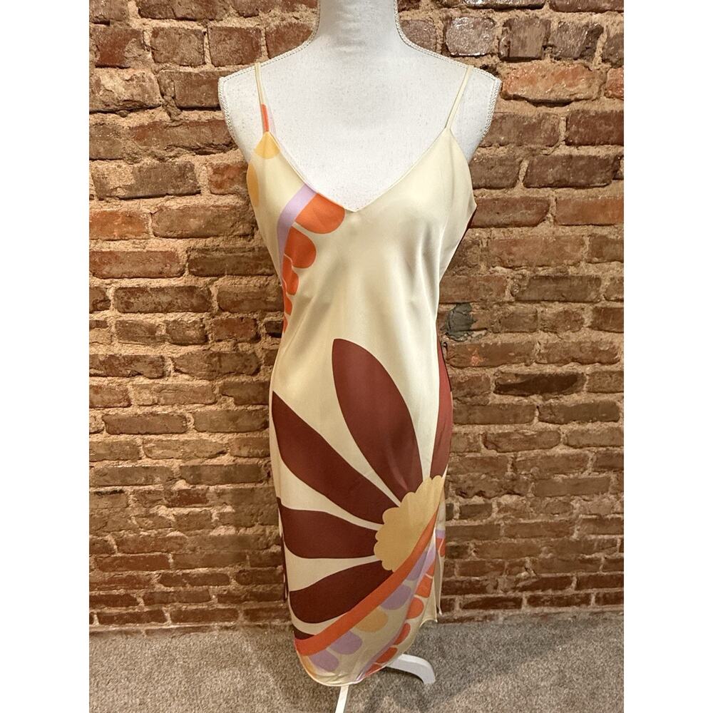 Gianni Bini Dress Sz 6 Floral Butter Yellow Satin Sexy Classy Old Money Midi Y2K - Picture 2 of 8